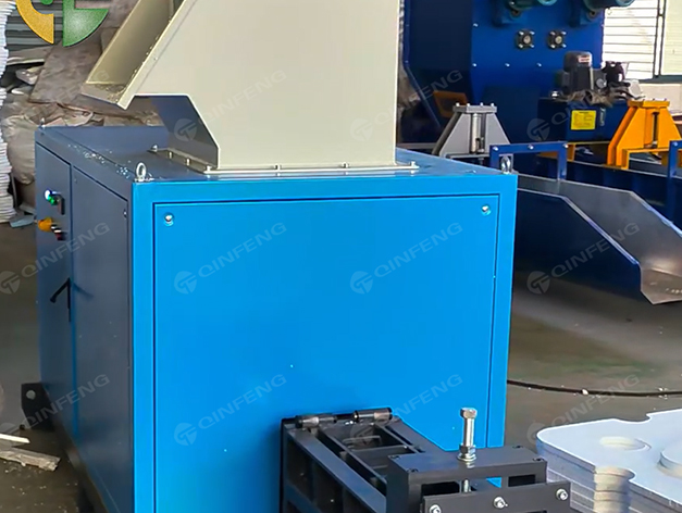 EPS冷壓機(jī)CF-CP150